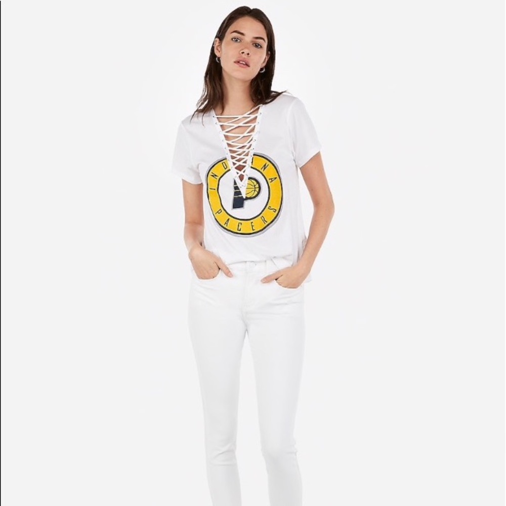 Express Indiana Pacers NBA lace up tee size small
